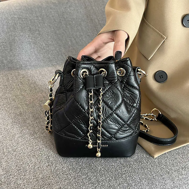 Liebeskind soft bucket satchel m outlet