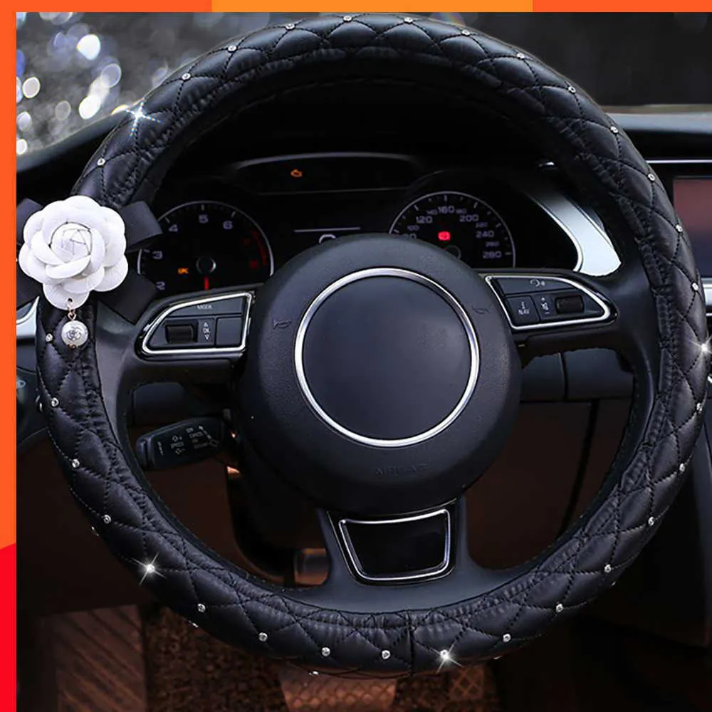 Nieuwe Universal Camellia Lederen auto Stuurwiel Cover Diamond Bling Car Assessoires Interior for Women Girls Auto -decoratie