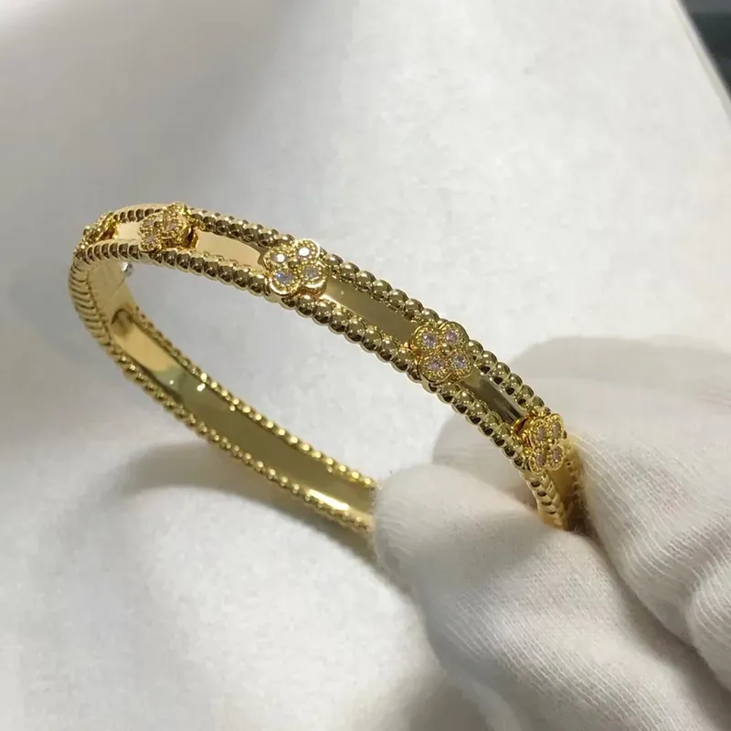 Pulseiras para mulheres 18k banhadas a ouro cristal completo quatro folhas perlee doce trevo flor manguito festa de dia dos namorados presente joias