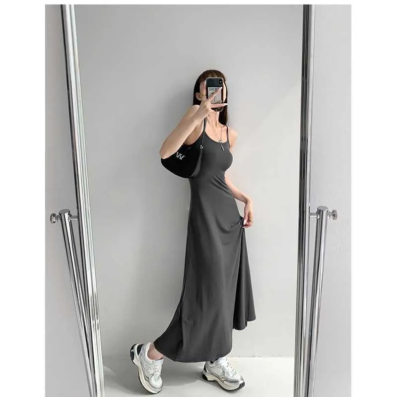 Casual Kleider 2023 Sommer Grau Kleid Damen Träger Kleid Ärmellos Sexy Koreanisch Mode Schwarz Hosenträger Einfaches Temperament Mutter Lange Kleider Z0506