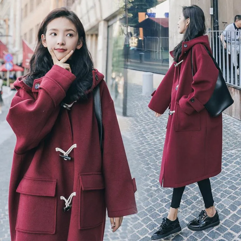 レディースウールブレンドQiu Dong Outfit 2023 Han Edition of Red Ox Horn Backle Cloth Coat Long Hooded Student