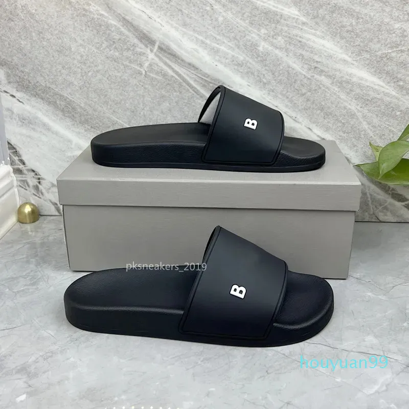 Trendy slipper online