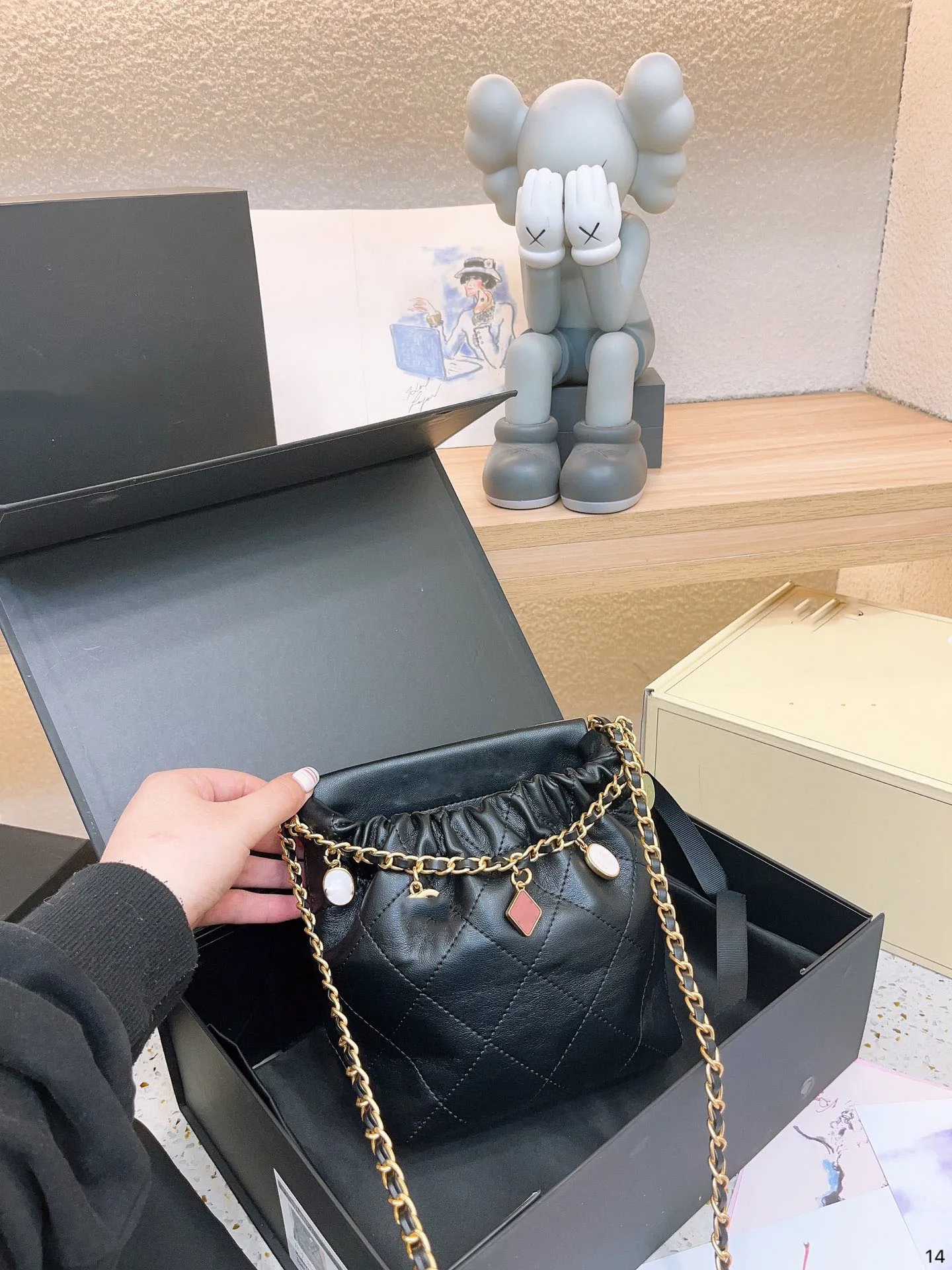Most popular shoulder bags cheap