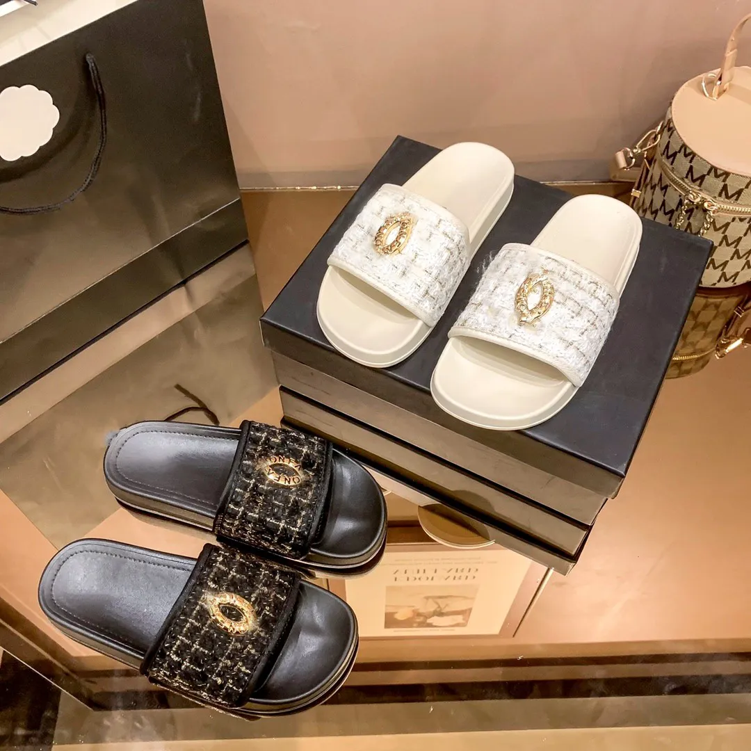 Cc slippers sale