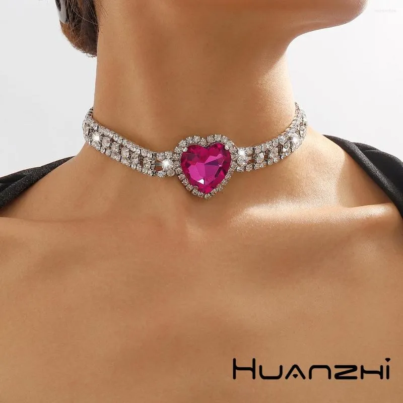 HUANZHI Heart Shaped Zircon Sparkle Choker Necklace For Women