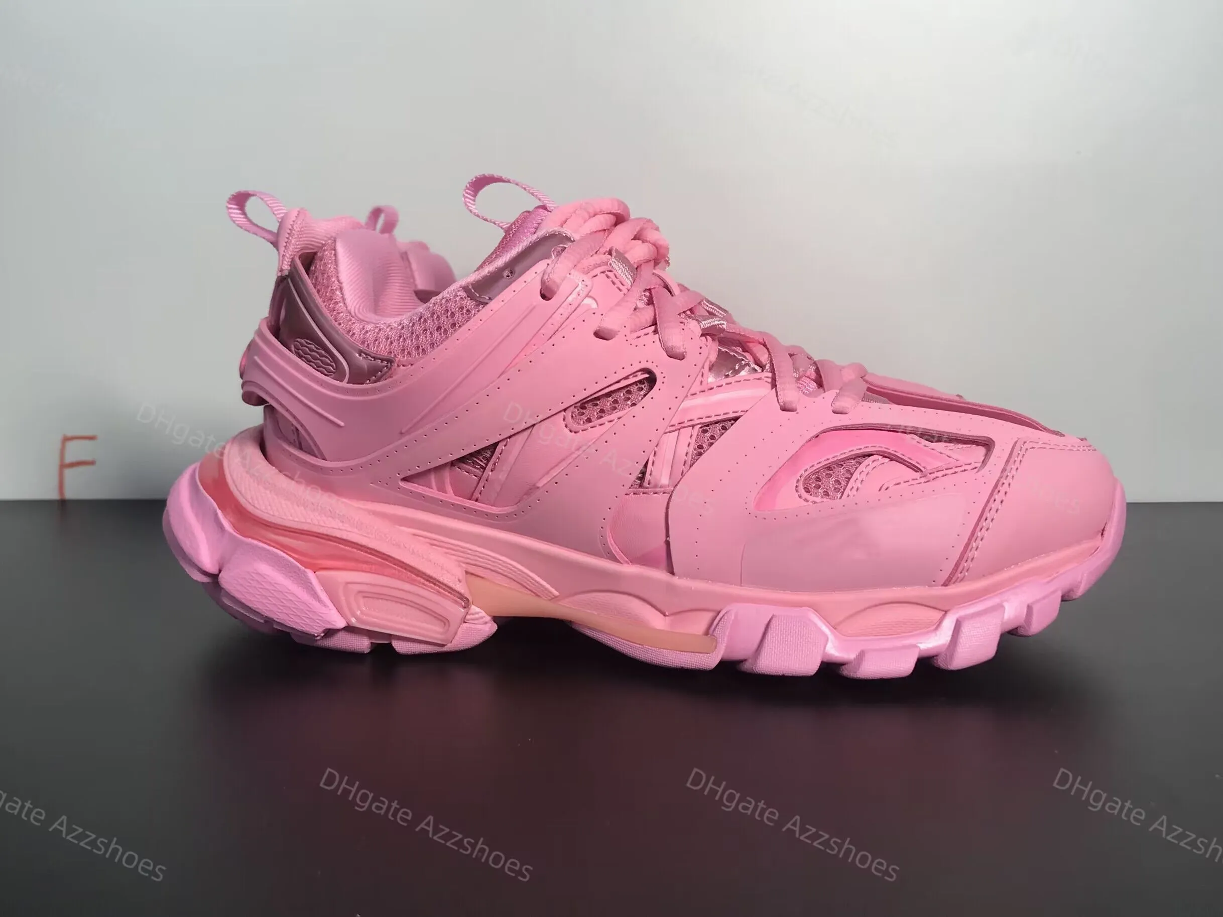 Marque de chaussure en r top