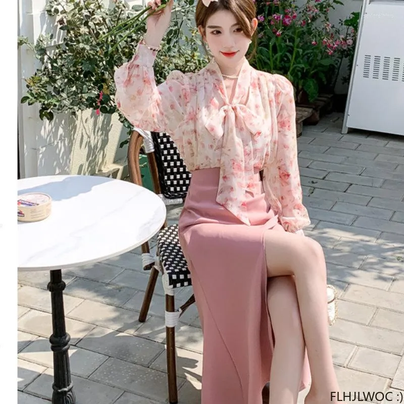 Women's Blouses Bow Tie Tops Women Korean Style Design Clothes Flare Sleeve Elegant Office Lady Cute Ribbon Sweet Basic Shirts