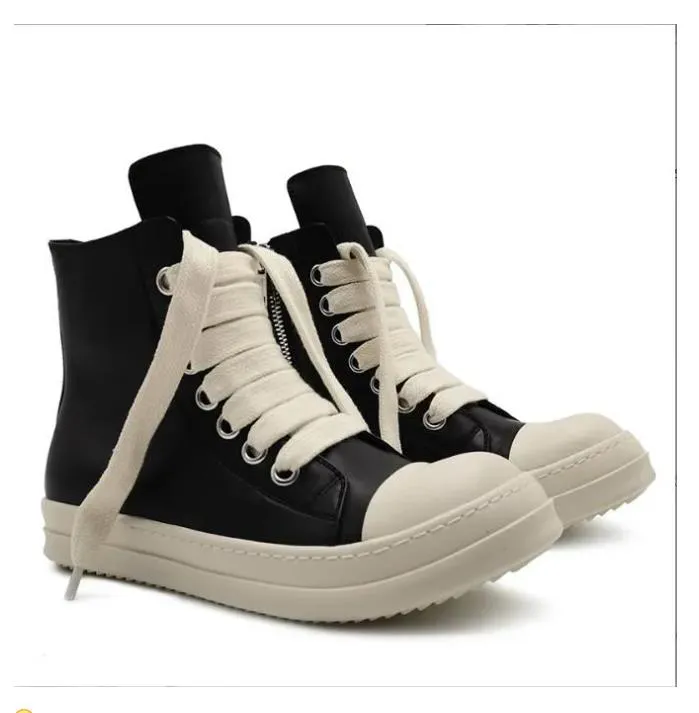 Black Diving Boots With Thick Top And Bottom And Pleated Pockets