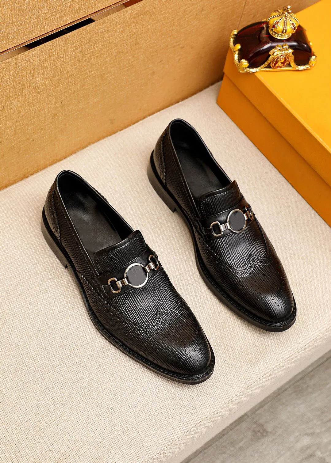 2023 Men Fashion Dress Shoes Business Travel Handmade Echt lederen flats klassieke merkontwerper Rijden casual flats maat 38-45