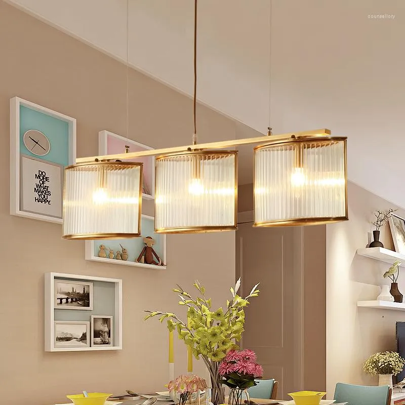 Lampes suspendues Lustre en cuivre simple Lampe en verre de luxe Atmosphérique haut de gamme All-match pour chambre / salon / salle à manger / hall