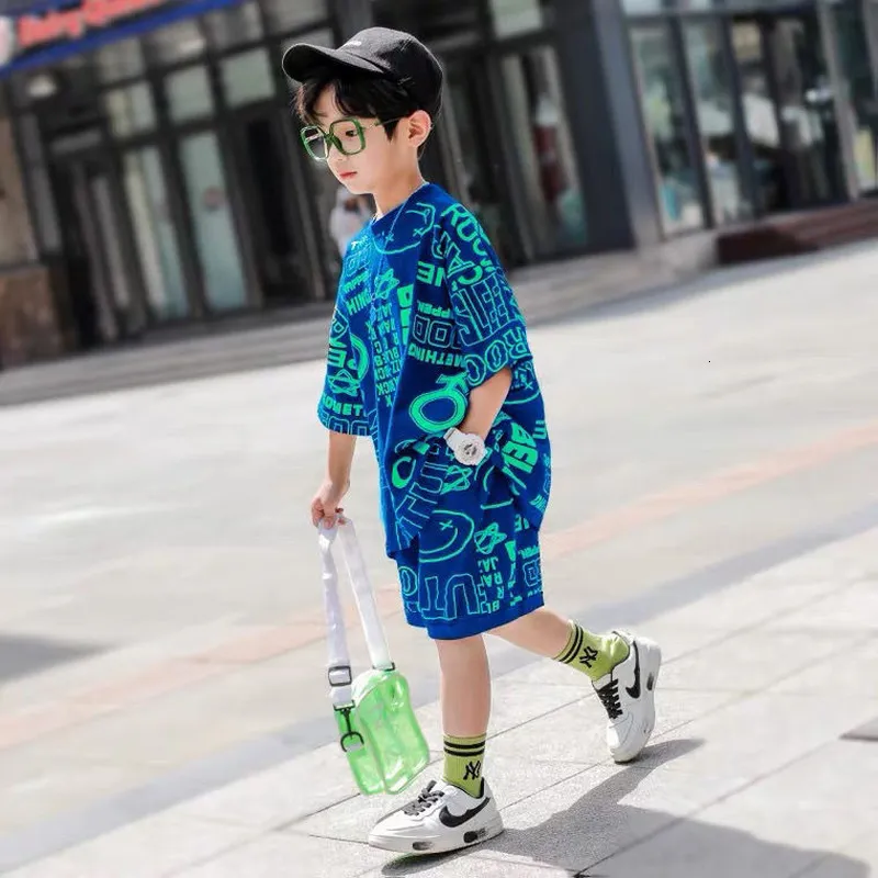 Conjuntos para chicos store