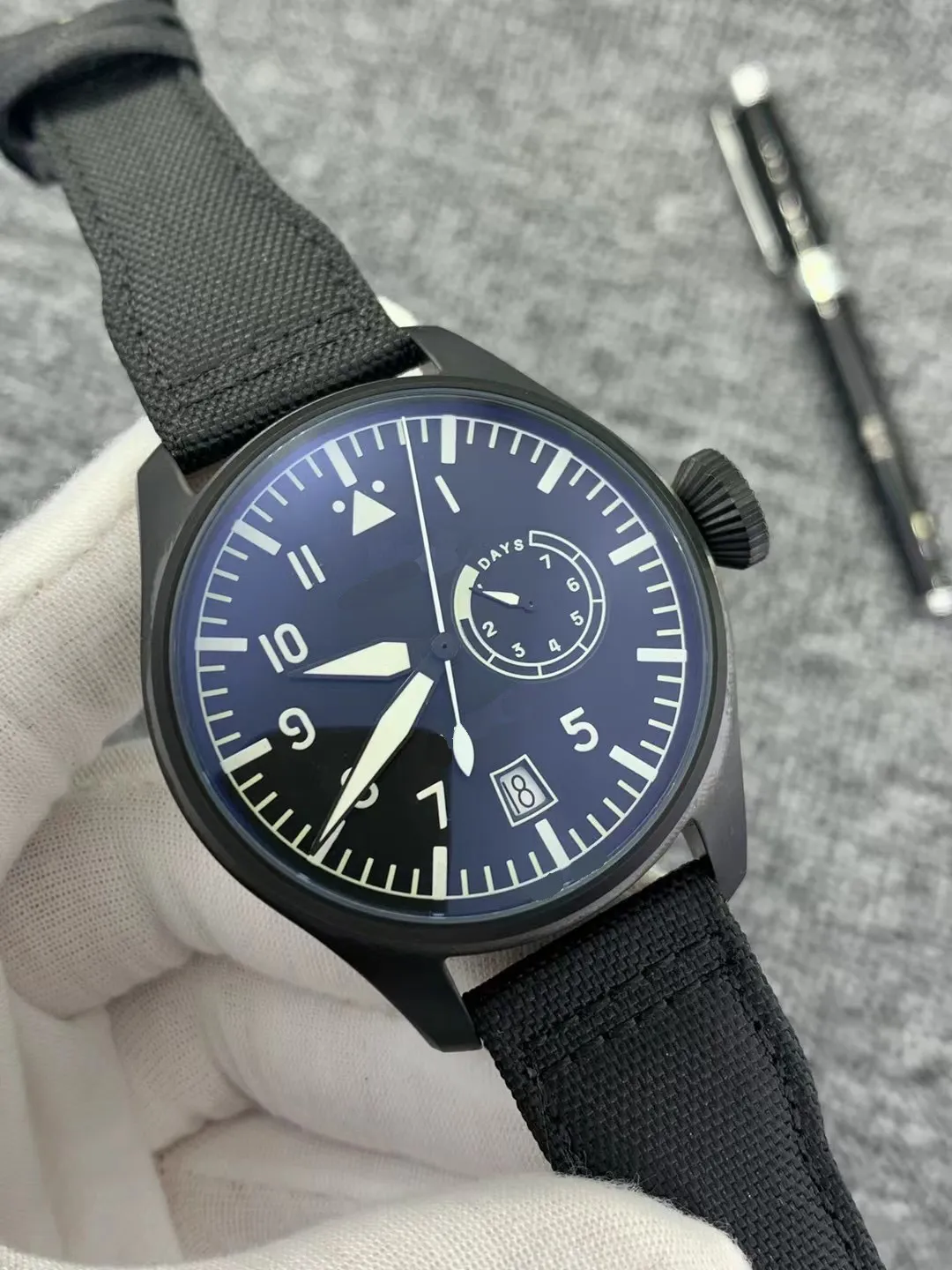 2023 IWC Pilot Series Mens Luxury Mechanical Watch Automatic