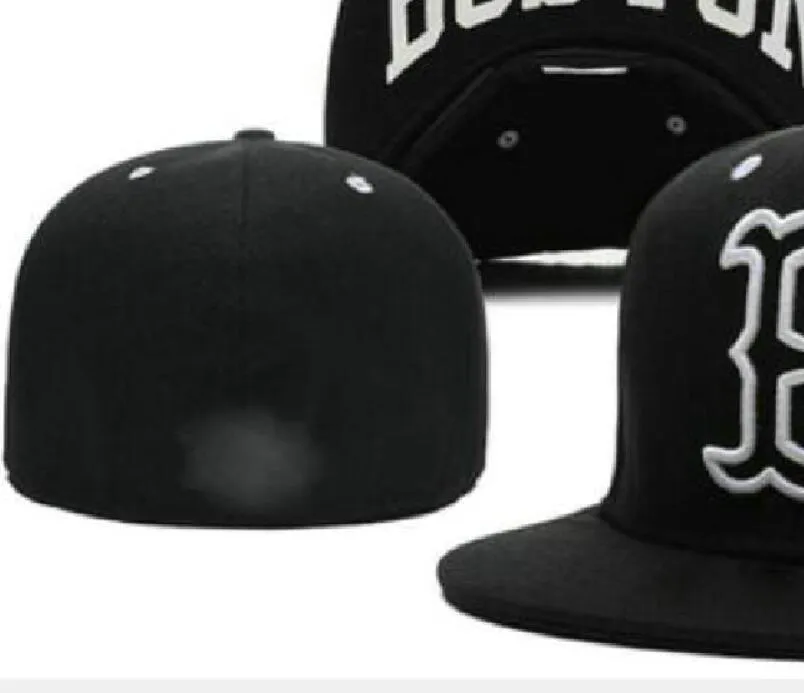 Ready Stock Wholesale en gros de haute qualité Boston Sport Team B Caps ajustés Brim plat sur les chapeaux de terrain Full Fermed Design Taille 7- Taille 8 Baseball ajusté Gorra Casquette A4