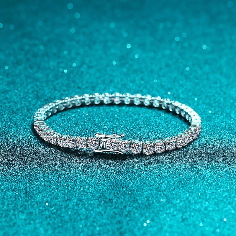 DHgate Dazzling Moissanite Tennis Bracelet 925 Sterling Silver VVS1 Diamond Simulant Fine Jewelry for Men and Women Jewelry