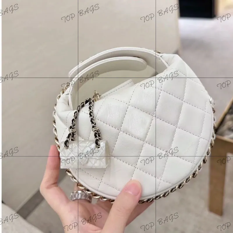 Female Bag 23 c Early Spring Series Hoop Hand Bag Handbag Ap3095b0979610601 White and Black Crescent Pack