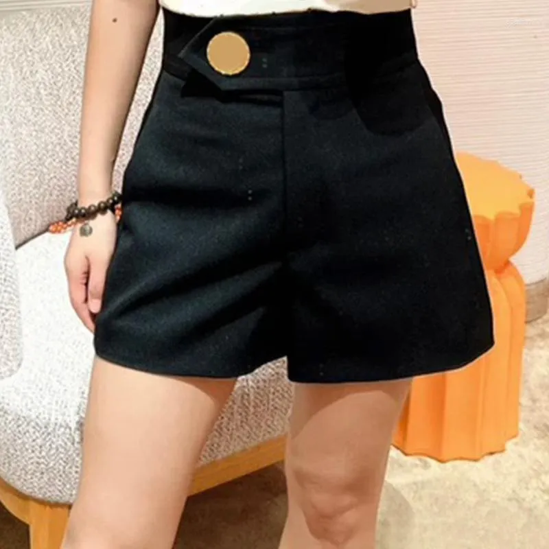 Short femme noir store taille haute