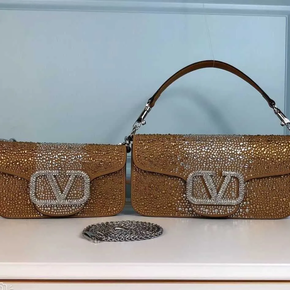 DHgate Valentino Style Crystal Rhinestone Handbag Designer Luxury Handbag Womens Inlaid Mini Chain Handheld Shoulder Crossbody Bag Bags Luggage Accessories