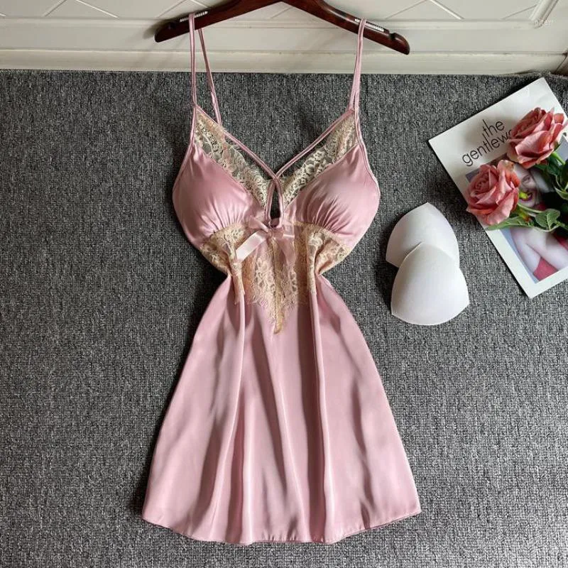 Vêtements de nuit pour femmes chemise de nuit Sexy dentelle chemise de nuit femmes jarretelles Satin robe de nuit Lingerie été vêtements de nuit maison robe vêtements de détente