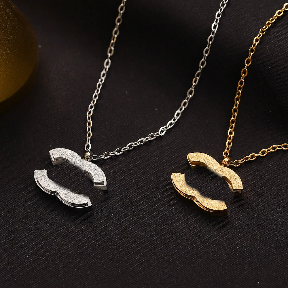 Never Fading Luxury Designer Letter Long Necklace Choker 18K Gold Plated High Quality Stainless Steel Chain Pendant Women Wedding Jewelry ZG1037