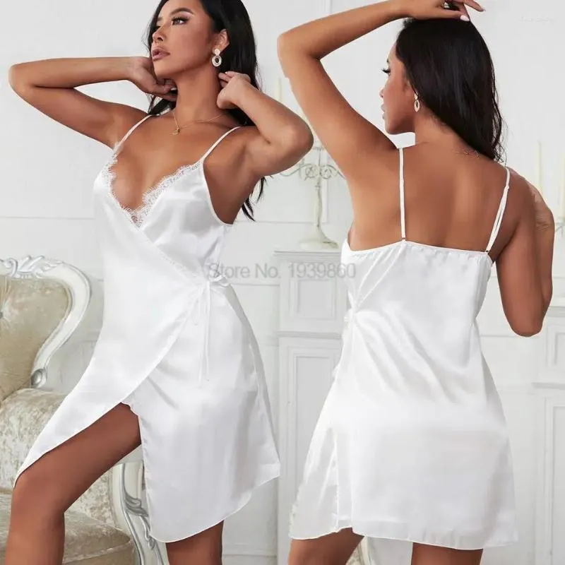 Vêtements de nuit pour femmes Spaghetti Strap Chemise de nuit Vêtements de nuit Femmes Slik Stain Chemise de nuit solide Col en V Chemise Dentelle Patchwork Robe de nuit