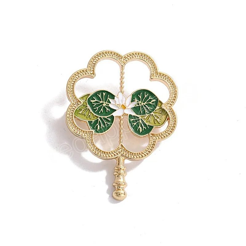 Broche Vintage en alliage pour femme, strass exquis en forme de fleur, broche en éventail de queue de phénix, broche de Corsage, vêtements de fête de mariage, bijoux