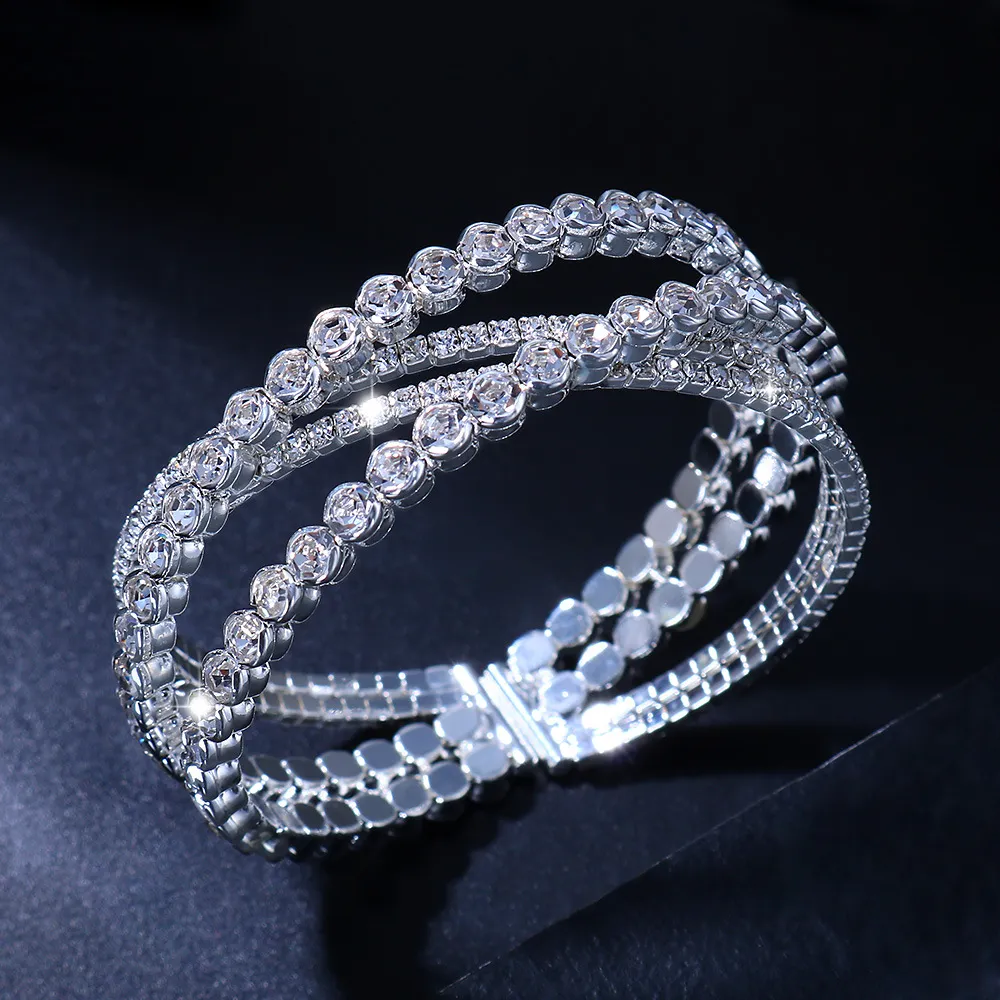 Pulseiras de casamento A nova pulseira fashion cruz broca de água vende bem a joia feminina BraceletKM8X