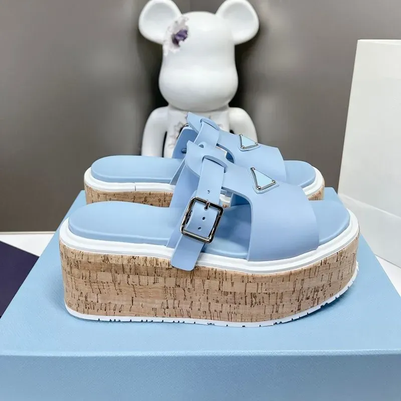 Sandali zeppa gomma store bianca