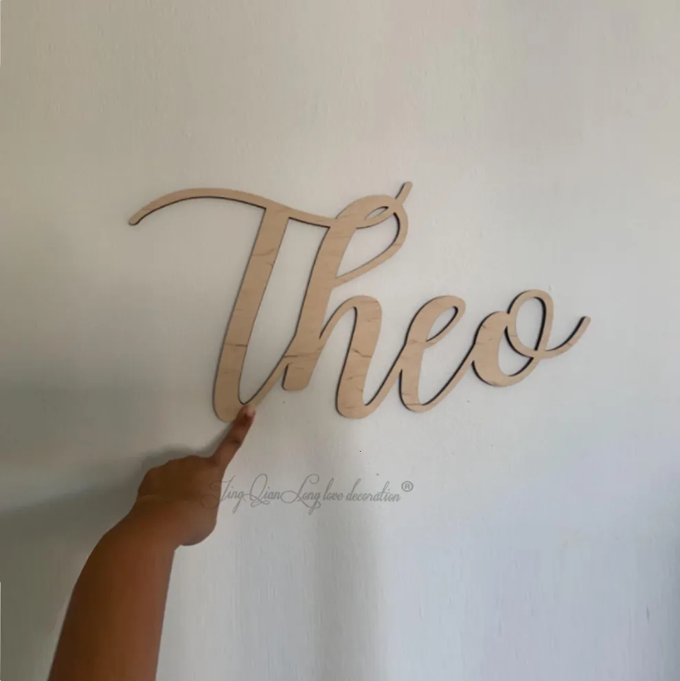 Objetos decorativos Figuras de produção personalizada de tamanho grande de tamanho personalizado Nome de madeira SIGN LETRAS DE Madeira Decoração de arte da parede para berçário ou quarto de crianças 230508