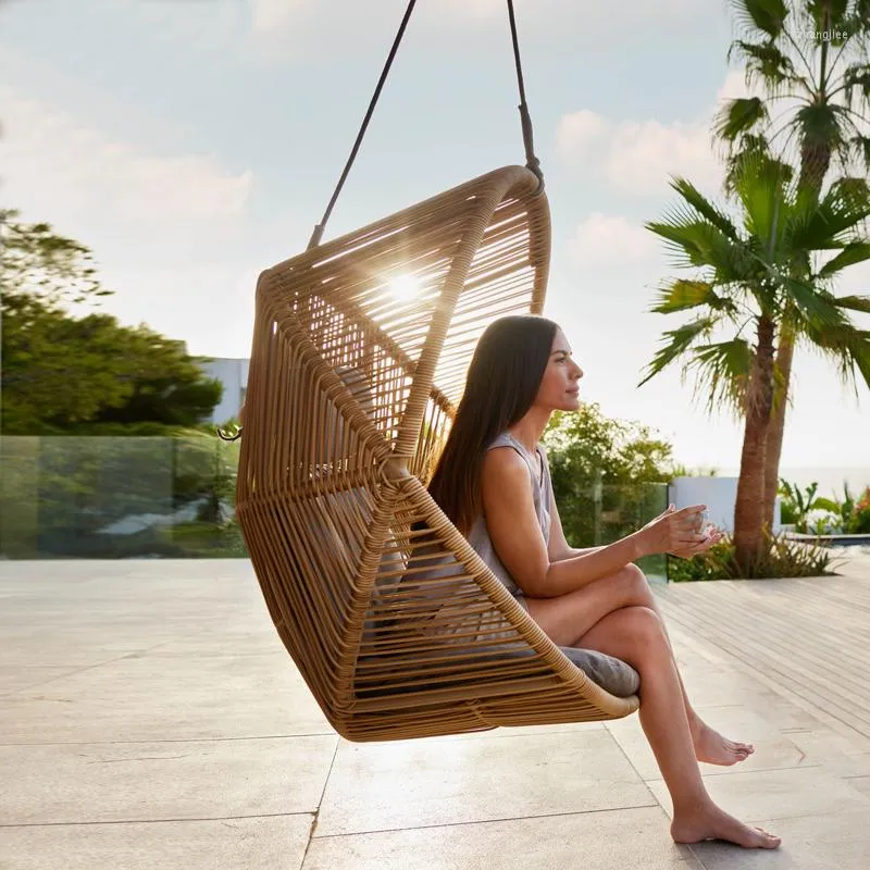 Outdoor Rattan Swing Chair For Birds Nest Courtyard Balcony
