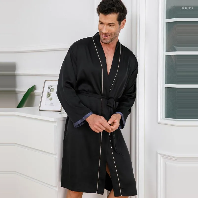 Vêtements de nuit pour hommes Jxgarb Hommes Robe de bain Noir Salon Vêtements de nuit en soie pour le confort Peignoirs soyeux Noble Robe de chambre Robes de nuit pour hommes