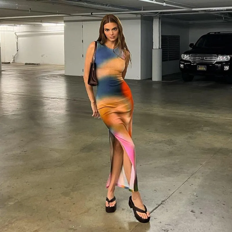 Casual Dresses Tie Dye O Neck Sleeweless Backless Slit Maxi Dress Sexig Slim 2023 Summer Women Streetwear Party Club Outfits Y2K Vestidos