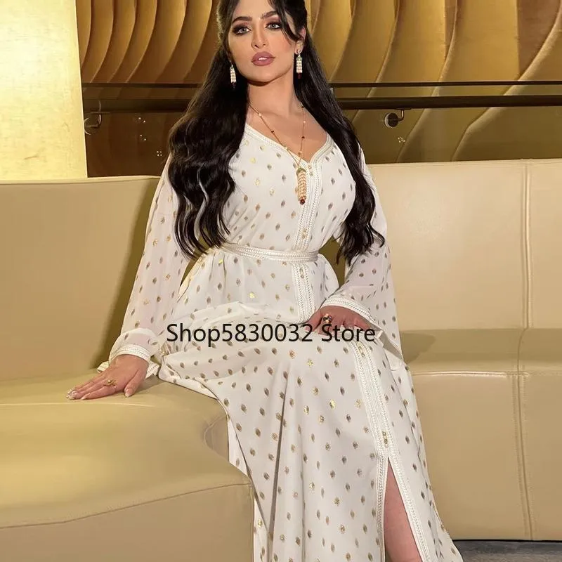 エスニック服イスラム教徒ファッション女性のための2つのピースドレスラマダンeid jalabiya white dot gold stampドバイアラビア語モロッコ人カフタン