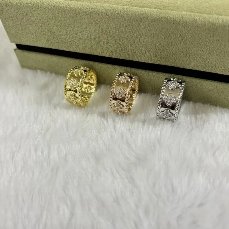Designer Band Women Titanium Steel Sier Love Jewelry for Lovers Couple Diamond Cluster Rings Gift