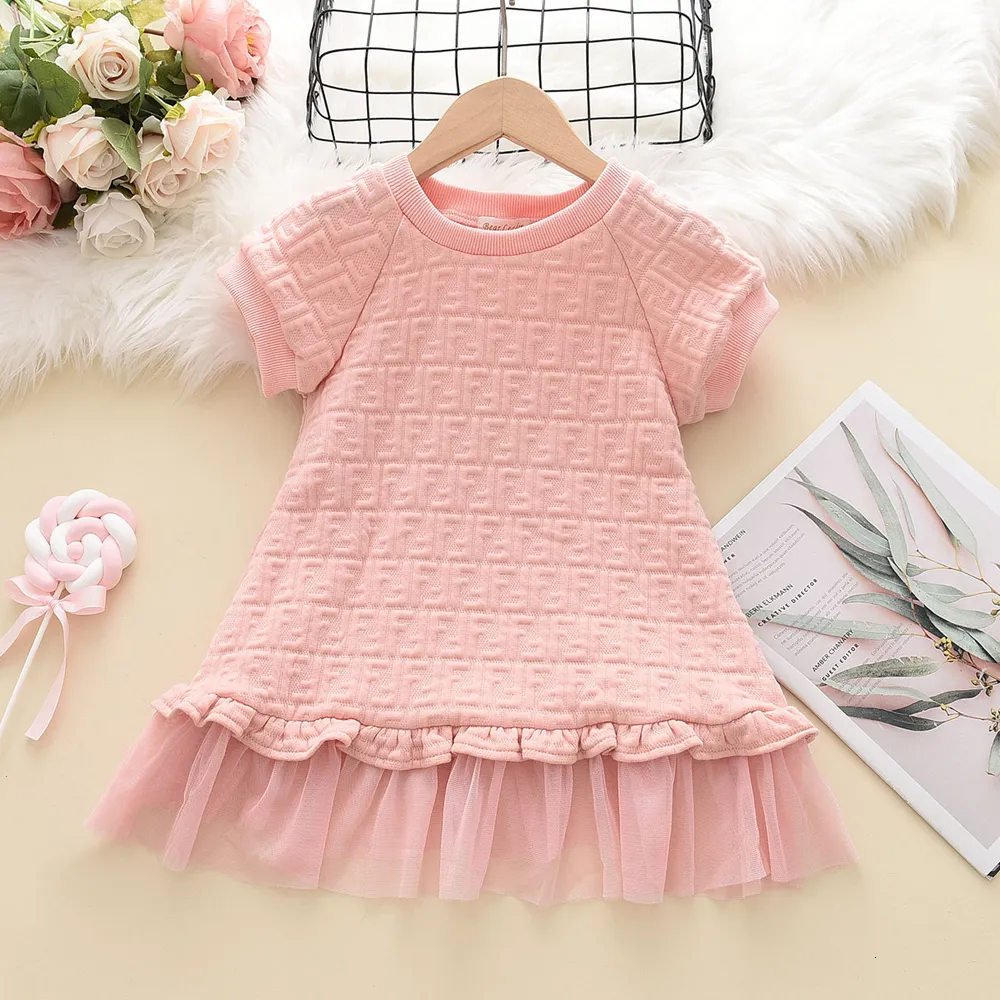 Girl S klänningar Menoea Fashion Princess Spring and Autumn Korean Edition Wedding Children S kjol Girls Ruffle Mesh Kort ärm 230508