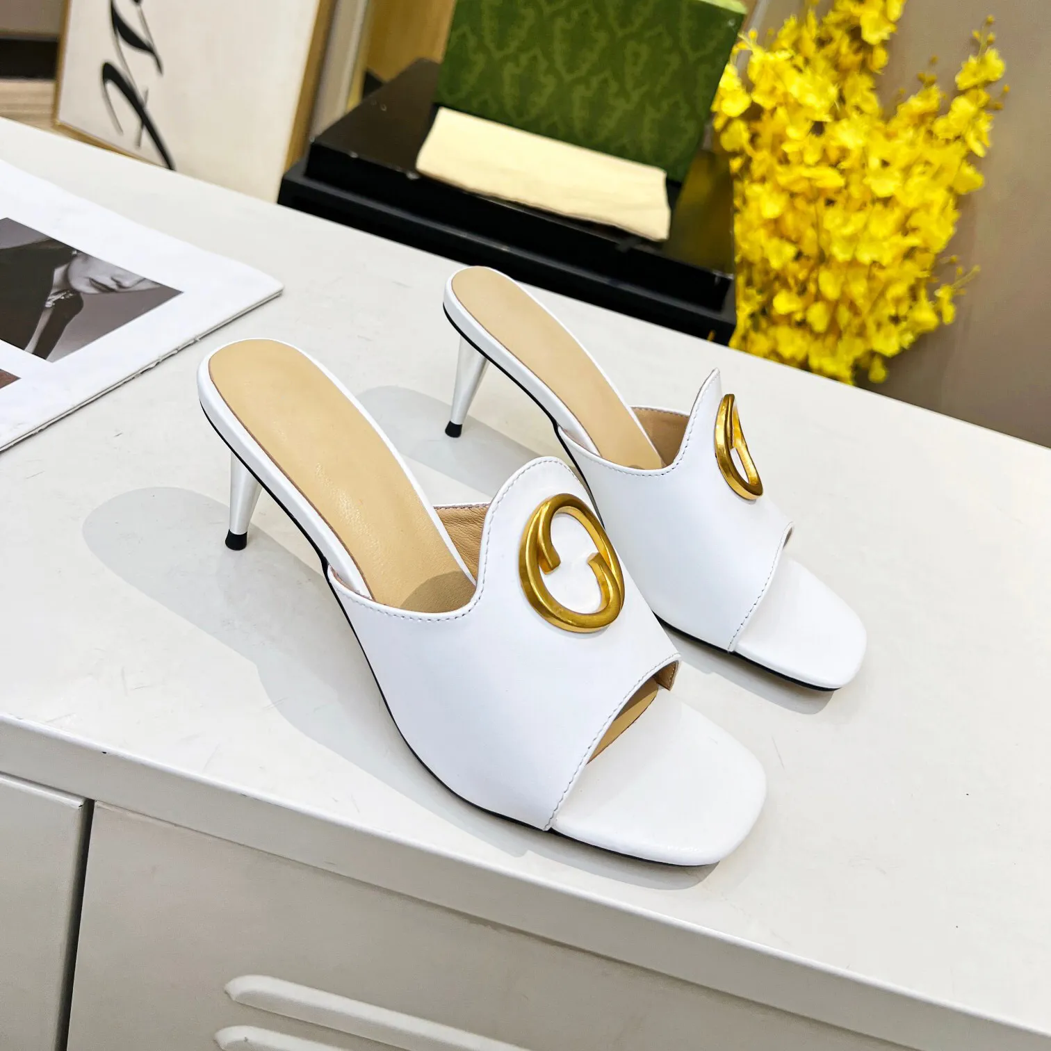 US$16.32-Plus Size 3440 High Heels Slippers Womens Platform Shoes Summer  Block Heel Leather Black Slides Ladies Office Slippers -Description