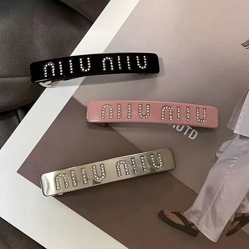 MIU Flash Diamond Spring Clip Letter Princess Clip From