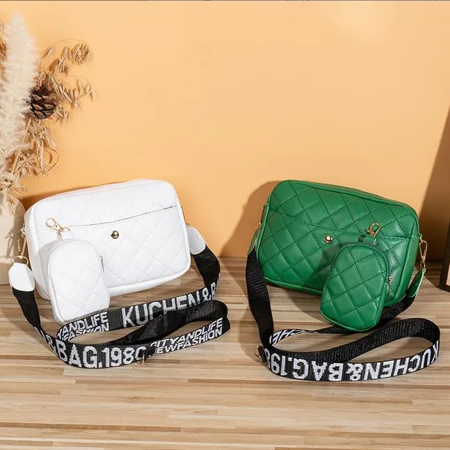 Quilted messenger bag deals