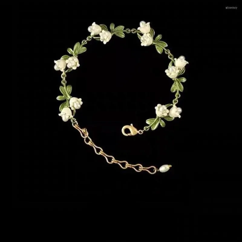 Charmarmband Elegant personlighet Vit blommig Leaf Alloy Emamel Lily Valley Chain Bangle For Women Kvinnsmycken