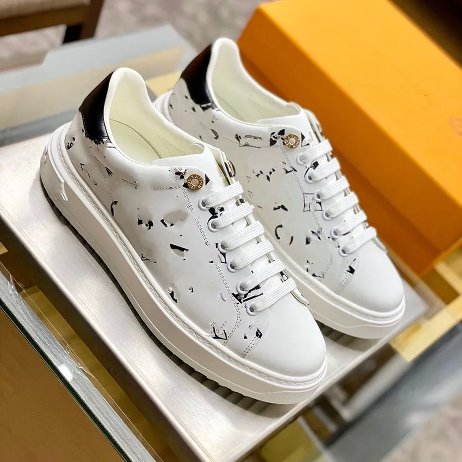 2023 Printemps Blanc Femmes Baskets En Cuir Veritable Sport Decontracte Design De Luxe Marque Chaussures Femme Vulcaniser Chaussures Grosse Sneaker Mjknjk00004 Du 62 53 DHgate