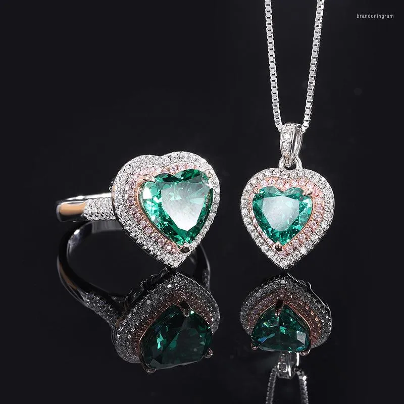 フープイヤリング本物の本物の宝石S925シルバーメッシュレッドファッション気質高カーボンダイヤモンド祖母緑のハート形状