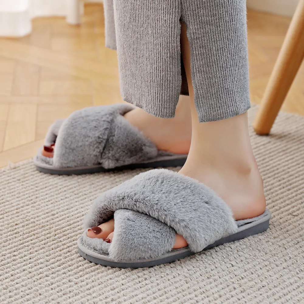 These Comfy Guest Slippers Keep My Shoes-Off House Clean | Epicurious