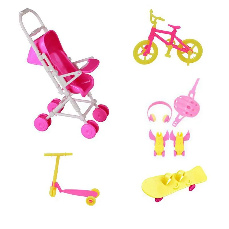 Baby Dolls Game Kawaii Kids Toys 7 Items / Lot Miniature Dollhouse Accessories Stroller voor Barbie Families Sport Game Present