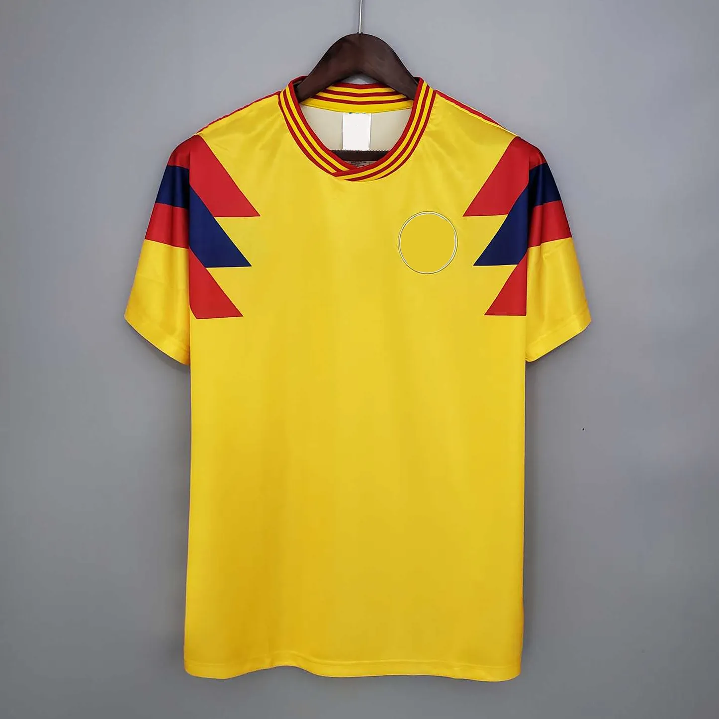 DHgate Soccer Jersey Valderrama Colombia 1990 Retro Classic Commemorative Football Shirt Sports Outdoors
