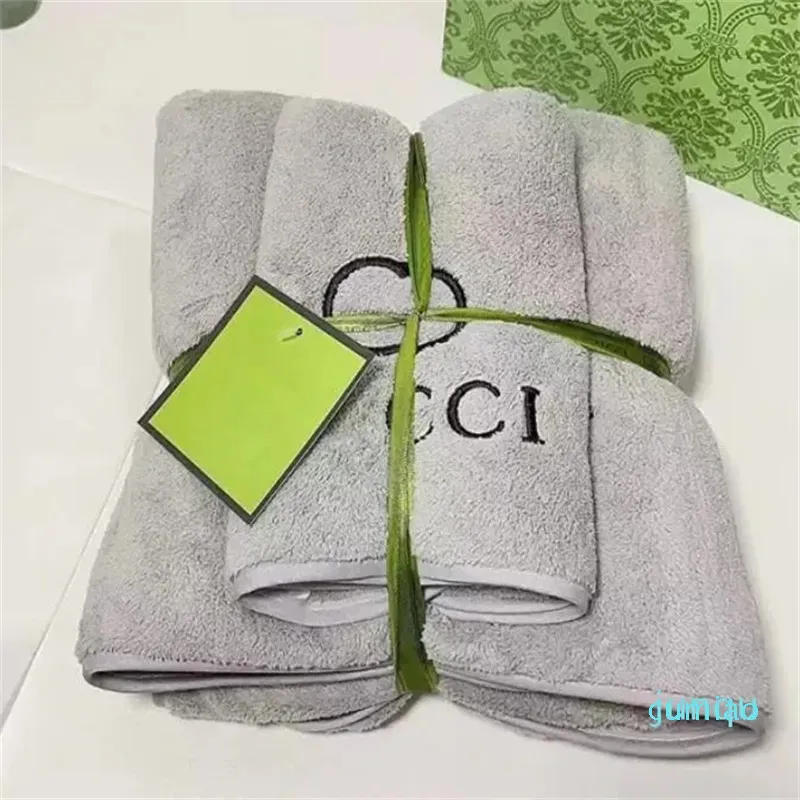 2023- Set di asciugamani da bagno firmati Velluto di corallo Asciugamani alla moda Asciugamani per il viso Asciugamani da bagno unisex di lusso per uomo e donna