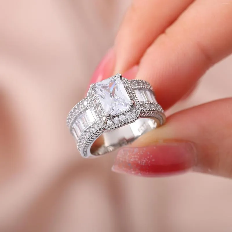 Anneaux de mariage UFOORO carré promesse couleur argent bijoux grande taille 7 8 9 blanc rose cubique Zircon femmes bague de fiançailles cadeaux