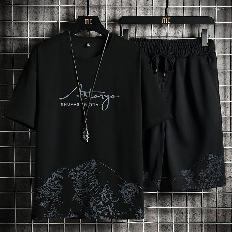 DHgate.com:Mens Summer Tracksuit Set, 2-Piece T-Shirt and