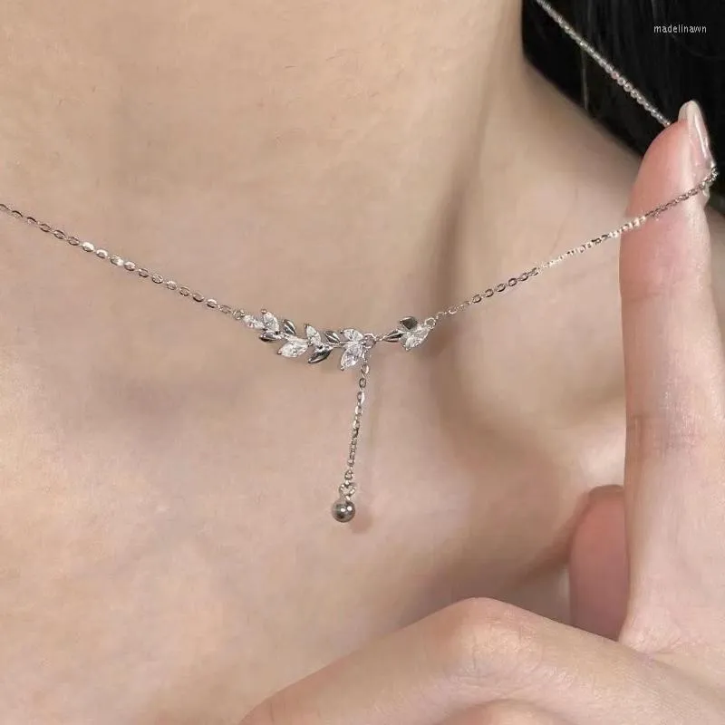 Collana catene per donne orecchio di strass delle collane di grano Female Trend Neck Clavicular Chain Silver Color Fashi