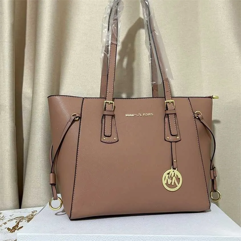 Tote bag clearance 2025
