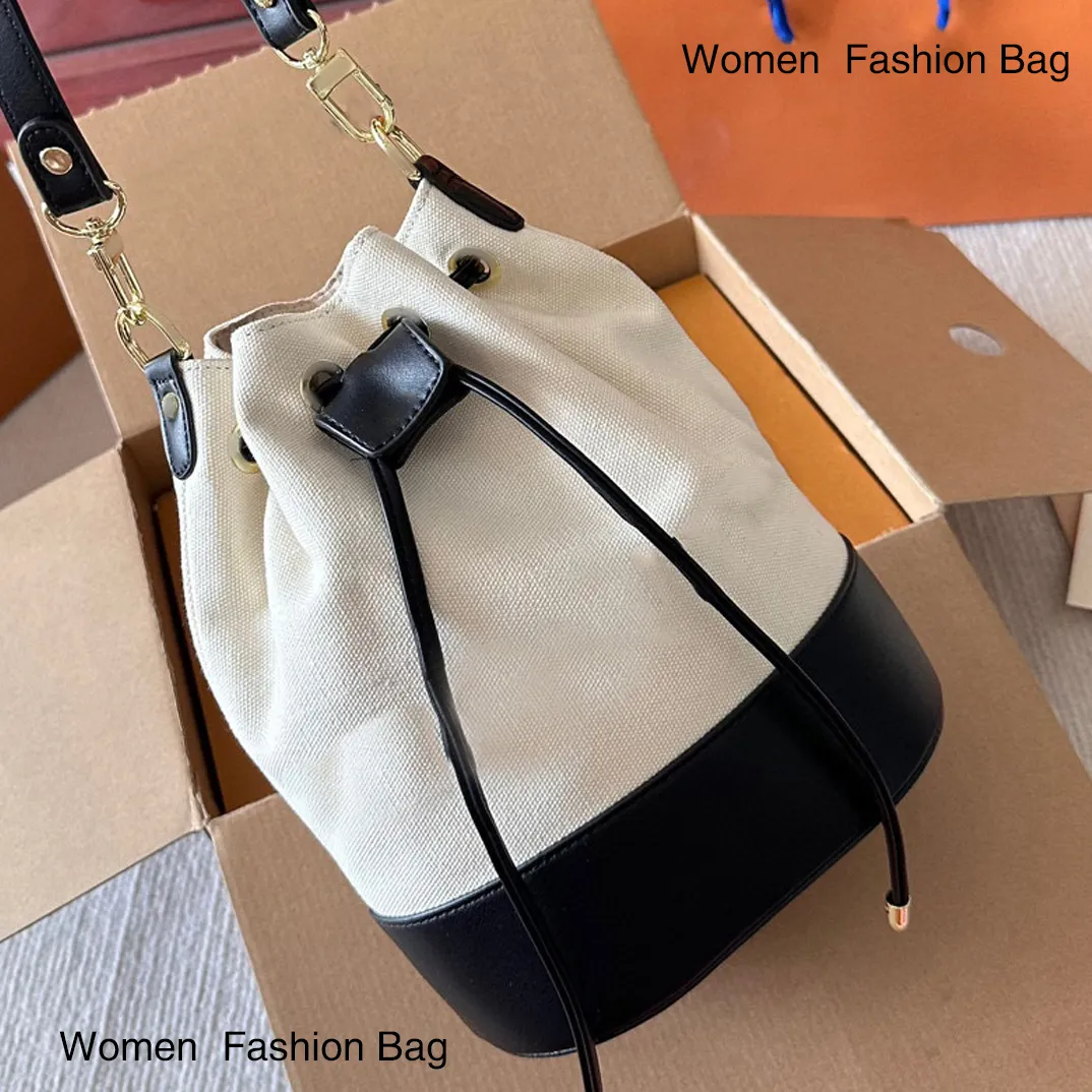 Modne wszechstronne płótno Projektant torby na pojedyncze ramię dla kobiet z prostymi skórzanymi akcentami idealnymi na codzienne wycieczki i torby modowe