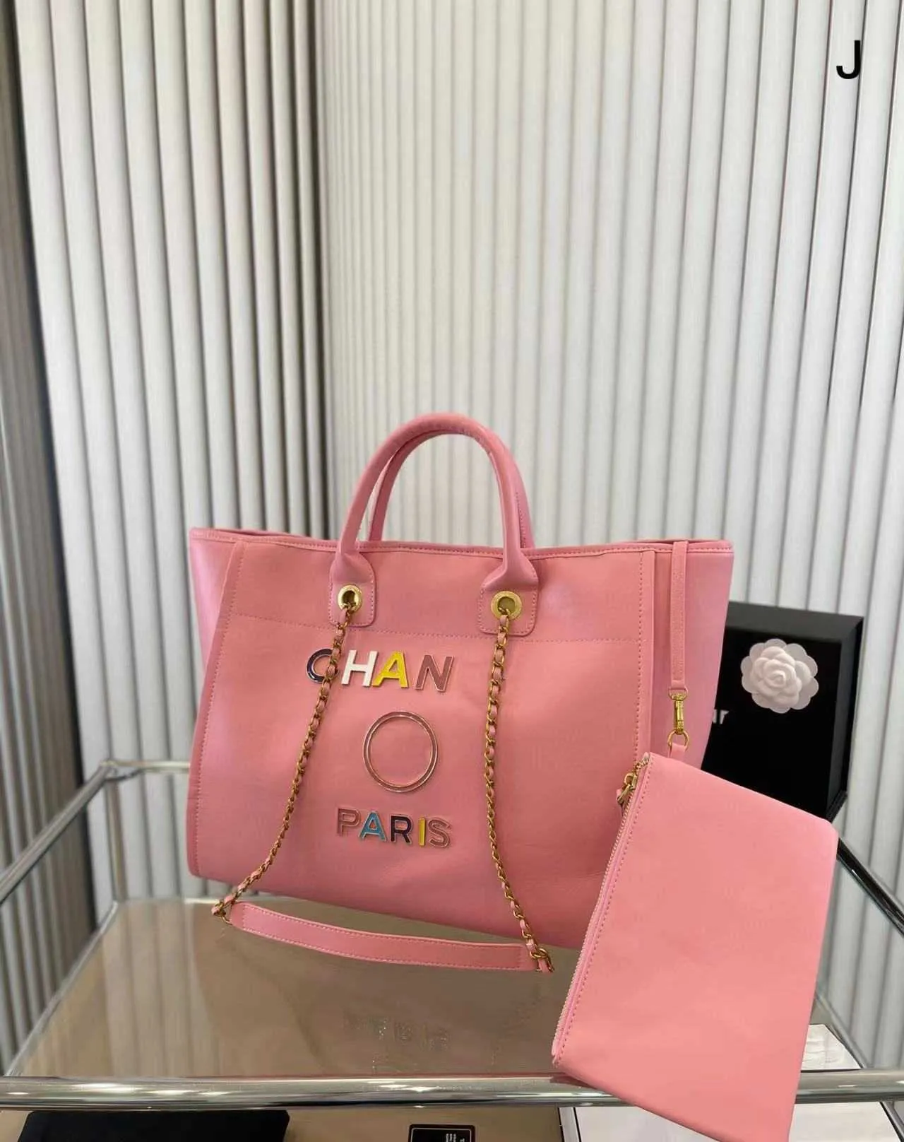 Vip handbags for ladies online shopping sales